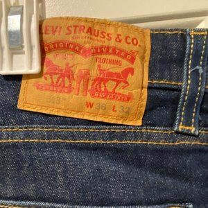 Levi's 513 Slim Straight Men's Size 36 x 32 Dark Blue Jeans